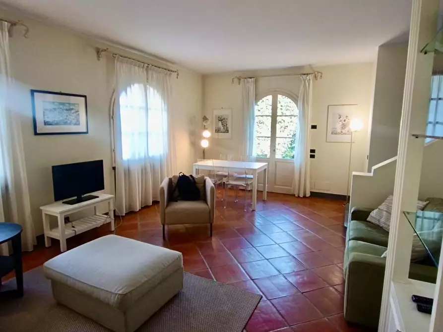 Immagine 15 di Villetta a schiera in affitto  a Montignoso