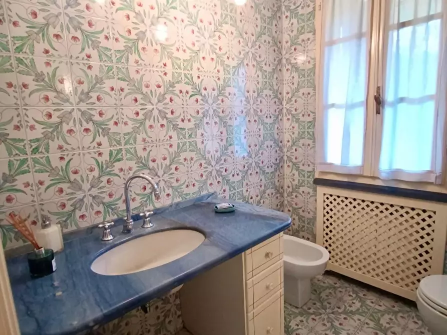 Immagine 21 di Villetta a schiera in affitto  a Montignoso