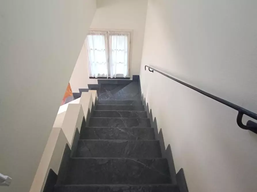 Immagine 24 di Villetta a schiera in affitto  a Montignoso