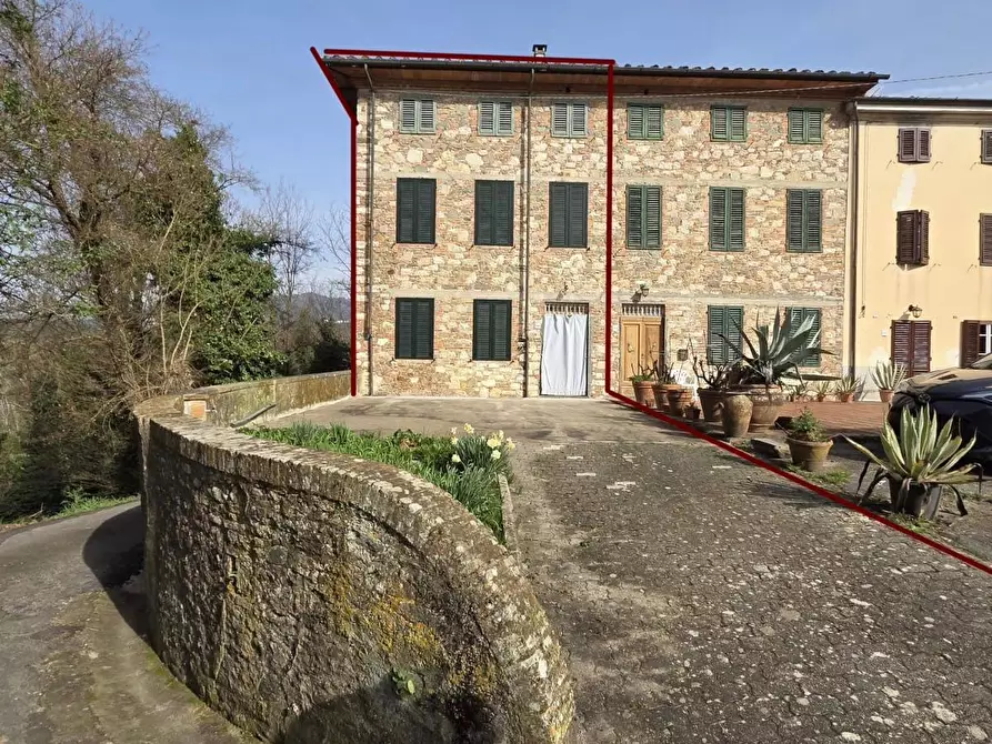 Immagine 49 di Terratetto in vendita  a Capannori