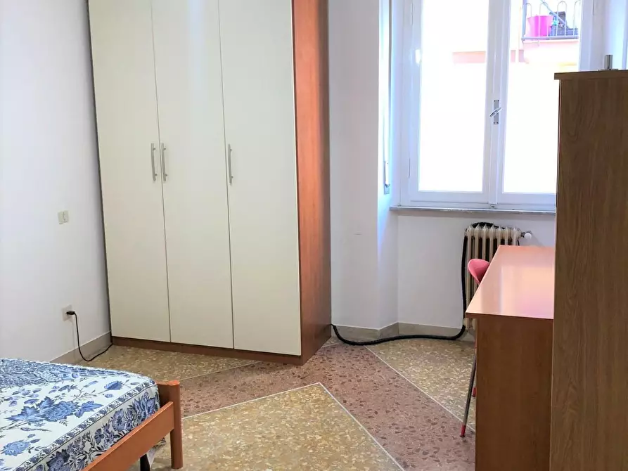 Immagine 2 di Appartamento in affitto  a Pisa