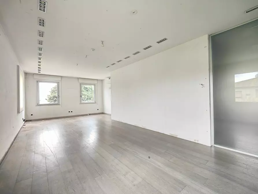 Immagine 7 di Capannone industriale in vendita  a Santa Croce Sull'arno