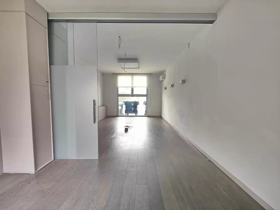 Immagine 20 di Capannone industriale in vendita  a Santa Croce Sull'arno