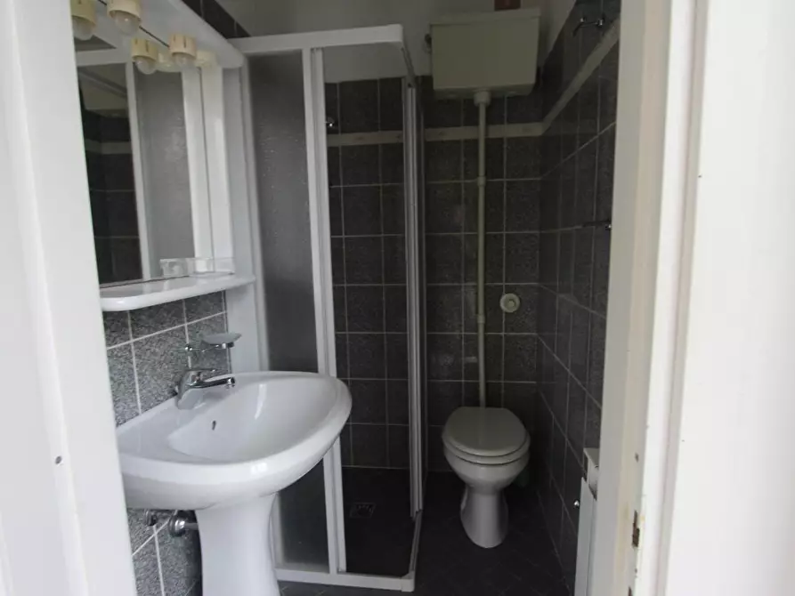 Immagine 8 di Albergo/B&B/Residence in vendita  a Pignone