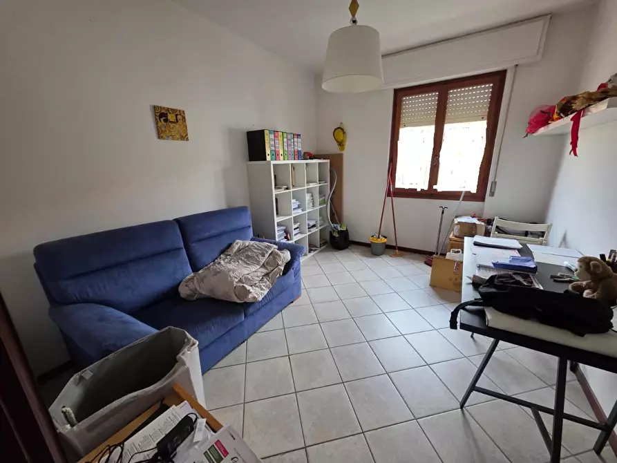 Immagine 21 di Appartamento in vendita  a Pontedera