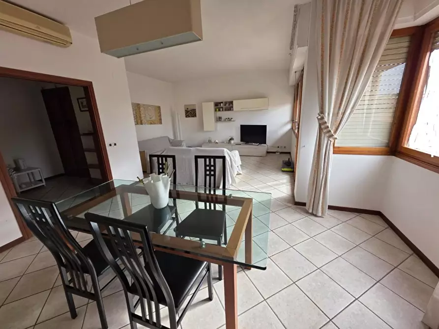 Immagine 4 di Appartamento in vendita  a Pontedera