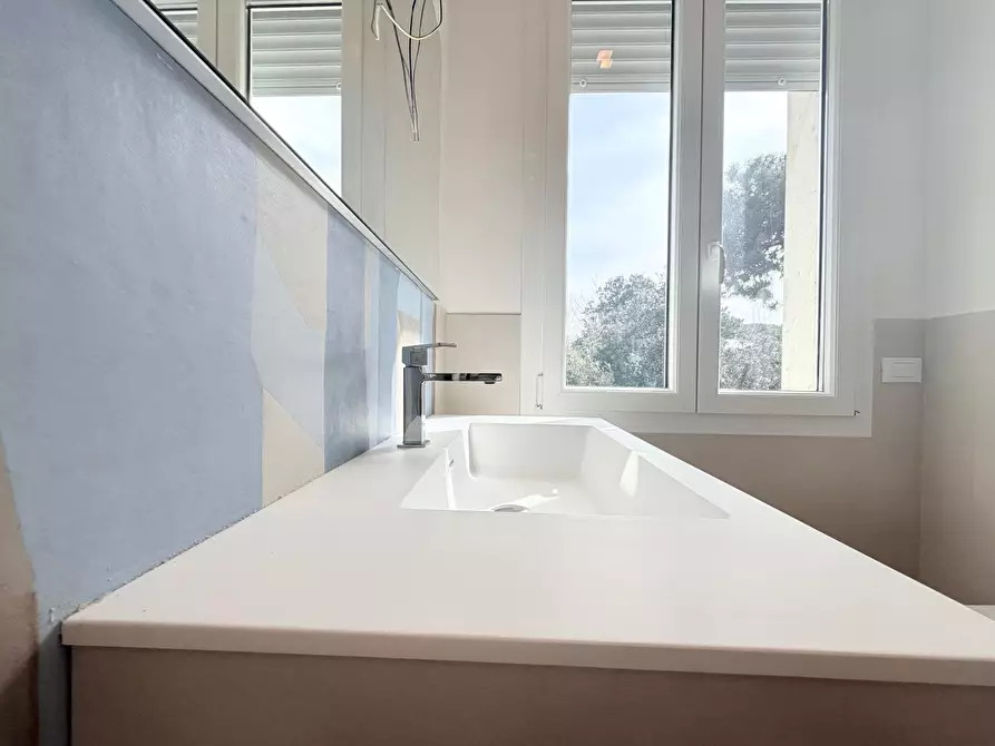 Immagine 12 di Appartamento in vendita  a Massa