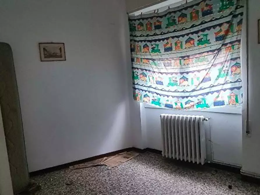 Immagine 16 di Appartamento in vendita  a Rovescala