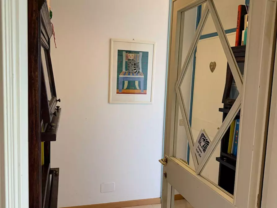 Immagine 9 di Appartamento in vendita  a Camaiore