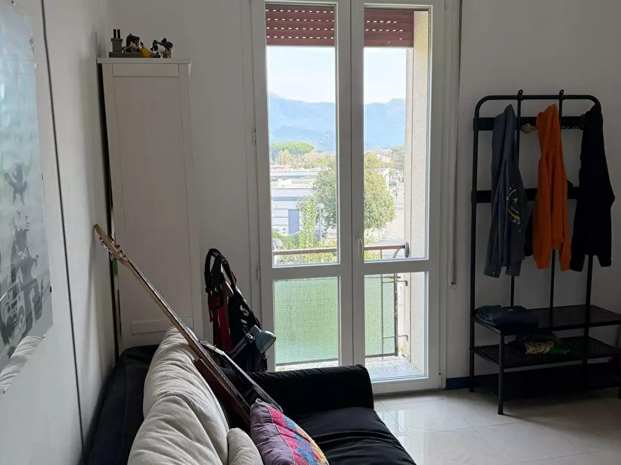 Immagine 14 di Appartamento in vendita  a Camaiore