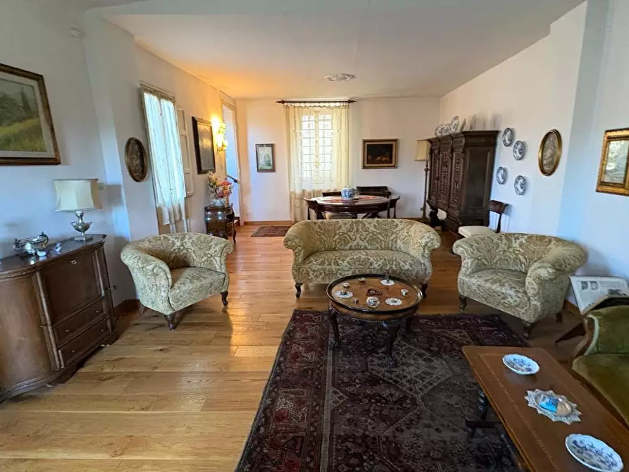 Immagine 5 di Mansarda in vendita  a Lucca