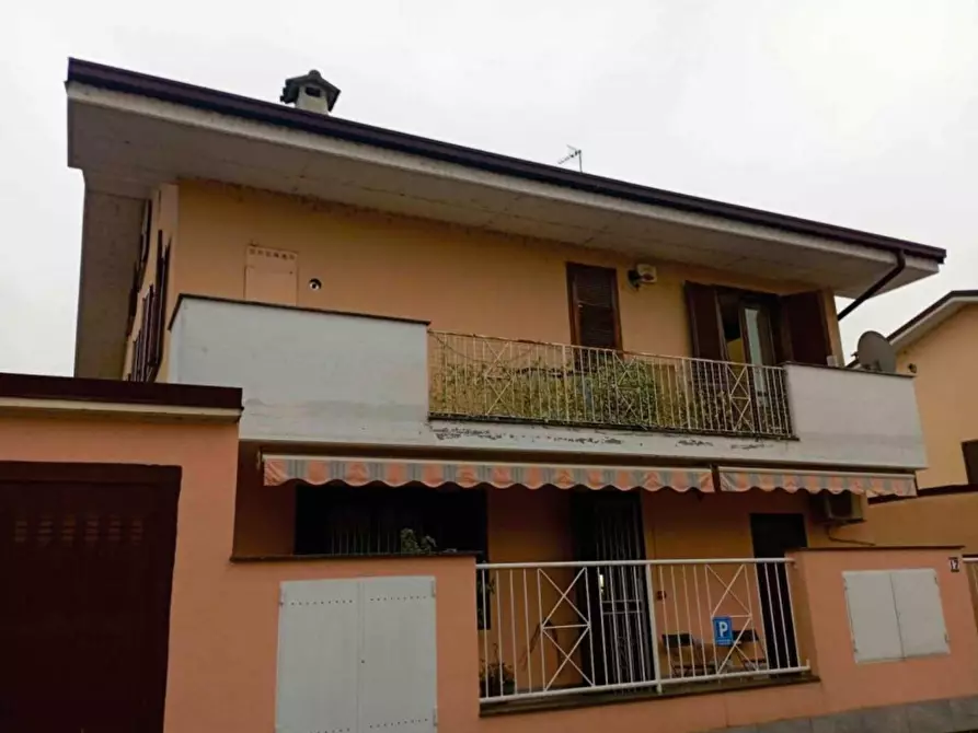 Immagine 2 di Appartamento in vendita  a Tromello