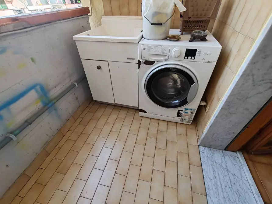 Immagine 6 di Appartamento in vendita  a Massa