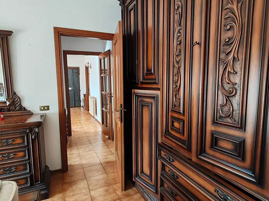 Immagine 14 di Appartamento in vendita  a Massa