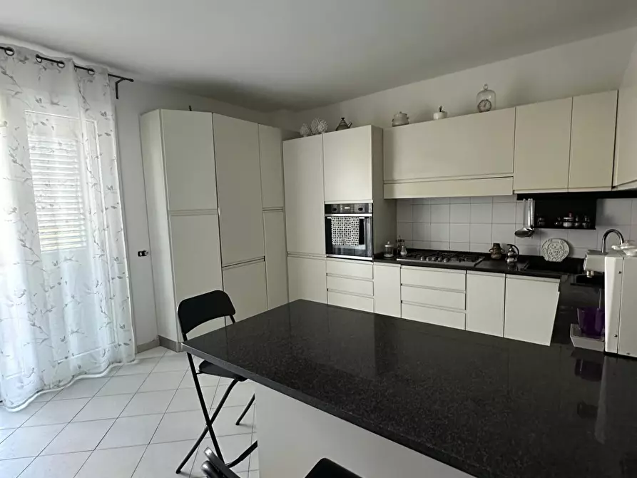 Immagine 6 di Villetta a schiera in vendita  a Capraia E Limite