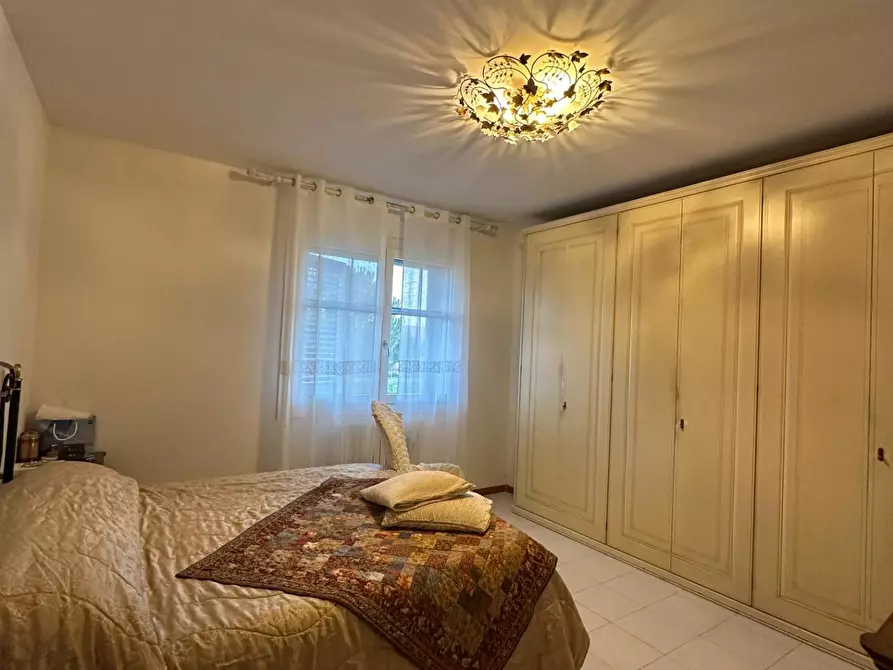 Immagine 8 di Villetta a schiera in vendita  a Capraia E Limite