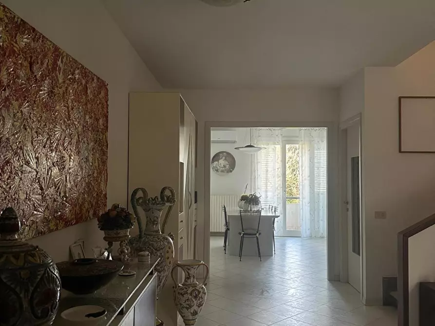 Immagine 4 di Villetta a schiera in vendita  a Capraia E Limite