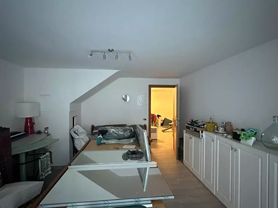 Immagine 15 di Villetta a schiera in vendita  a Capraia E Limite