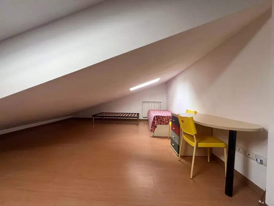 Immagine 16 di Appartamento in affitto  a Santa Maria A Monte