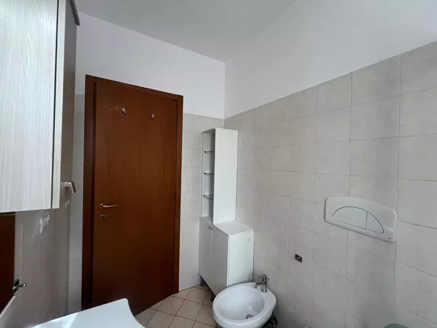 Immagine 14 di Appartamento in affitto  a Santa Maria A Monte