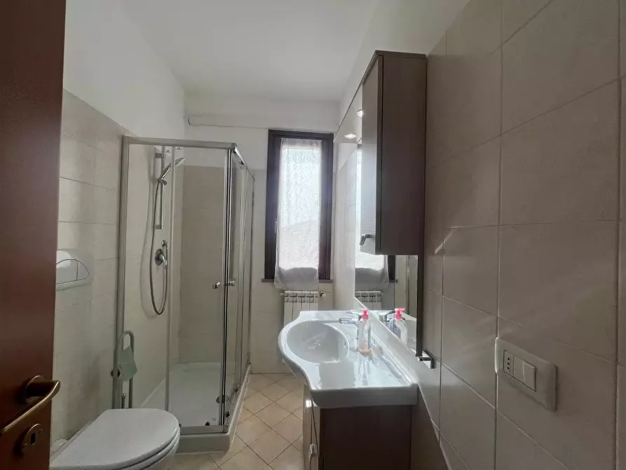 Immagine 12 di Appartamento in affitto  a Santa Maria A Monte