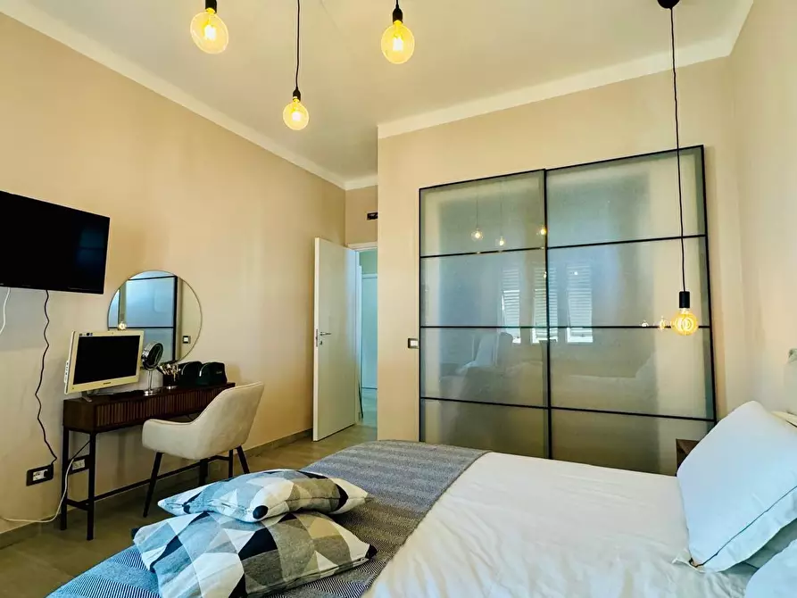 Immagine 19 di Villa in vendita  a Lucca