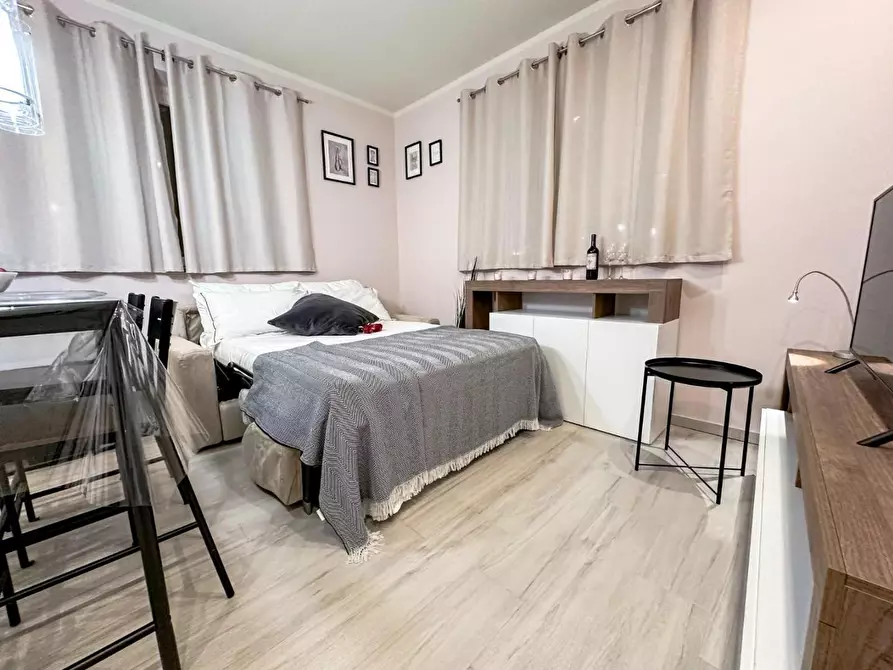 Immagine 47 di Villa in vendita  a Lucca