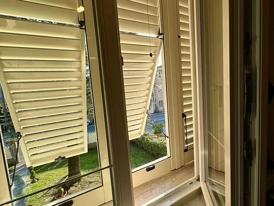 Immagine 15 di Villa in vendita  a Lucca