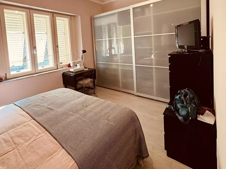 Immagine 32 di Villa in vendita  a Lucca