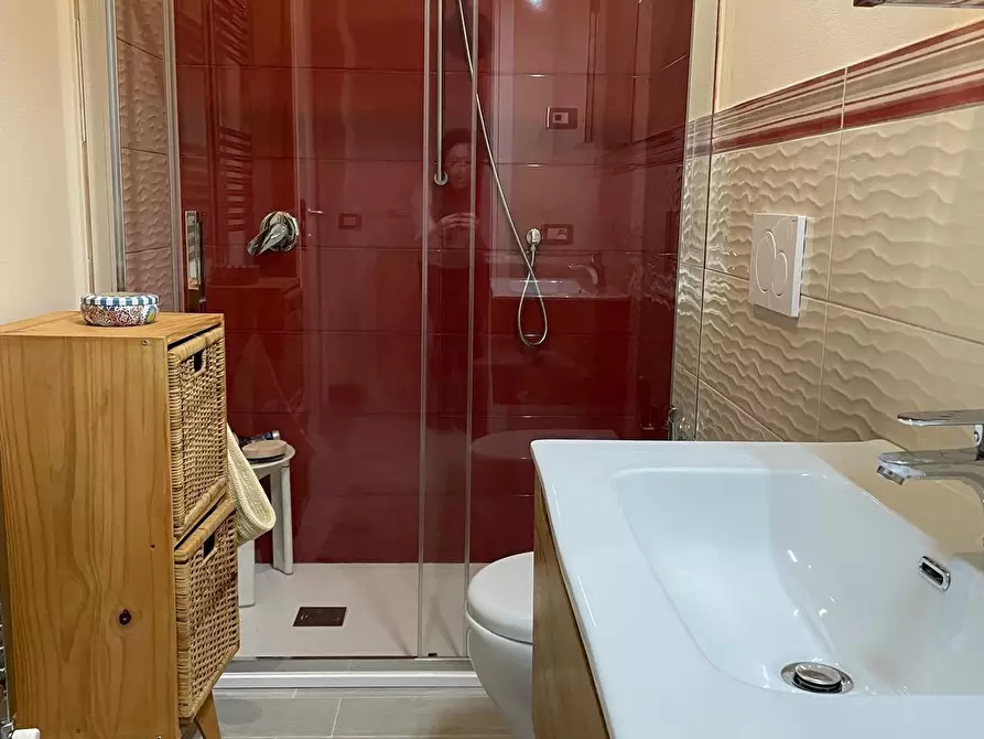 Immagine 39 di Villa in vendita  a Lucca