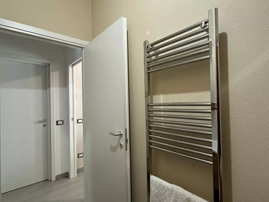 Immagine 22 di Villa in vendita  a Lucca