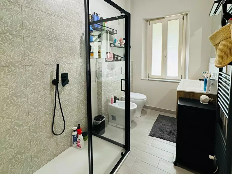 Immagine 28 di Villa in vendita  a Lucca