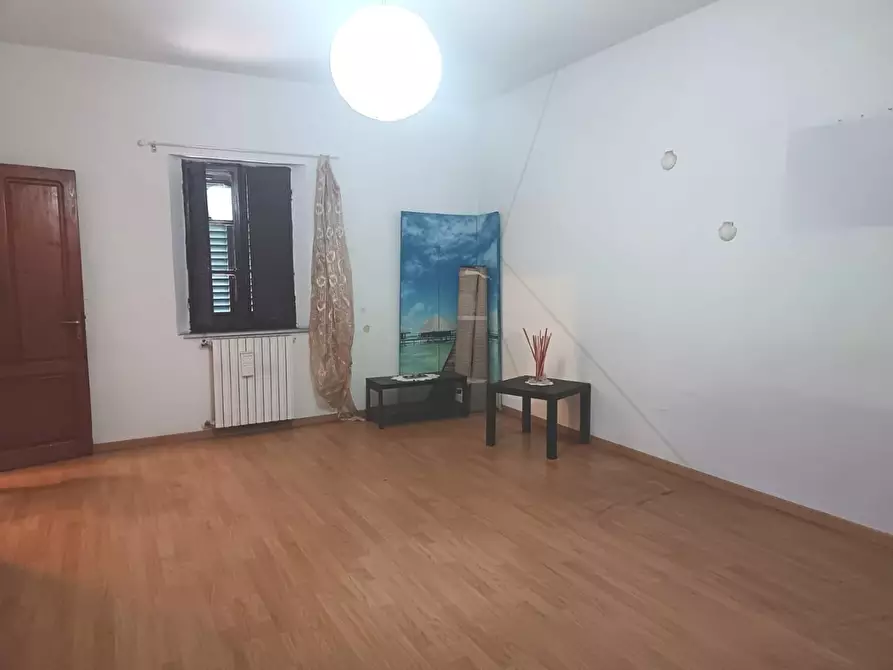 Immagine 29 di Casa indipendente in vendita  a Montecarlo