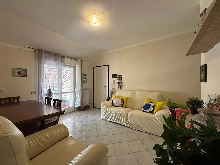 Immagine 3 di Appartamento in vendita  a Viareggio