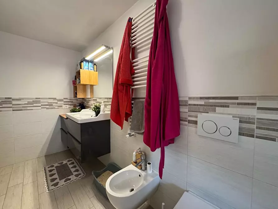 Immagine 32 di Appartamento in vendita  a Viareggio