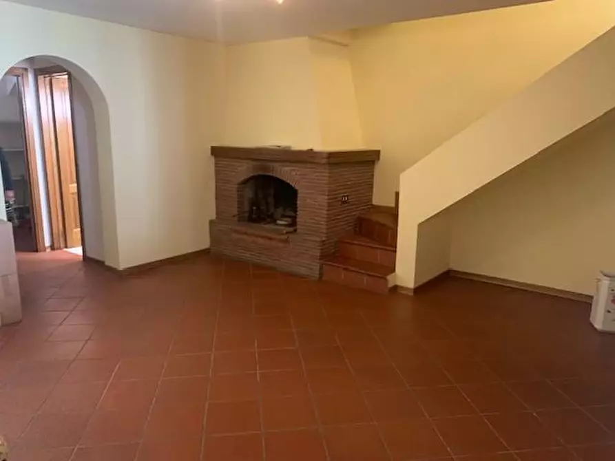 Immagine 10 di Villetta a schiera in vendita  a Montecatini Terme