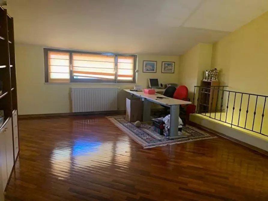 Immagine 20 di Villetta a schiera in vendita  a Montecatini Terme