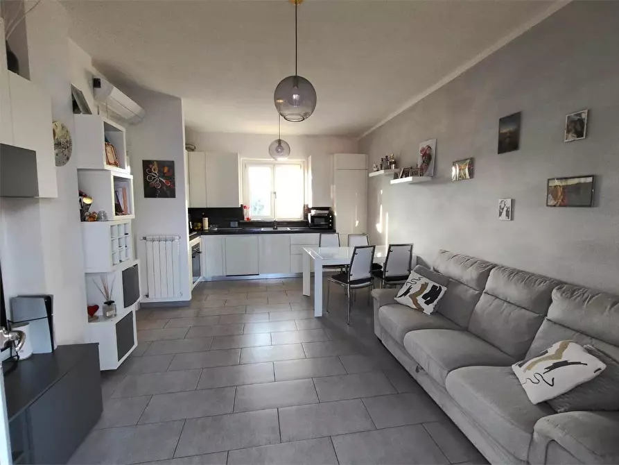 Immagine 25 di Porzione di casa in vendita  a Sarzana