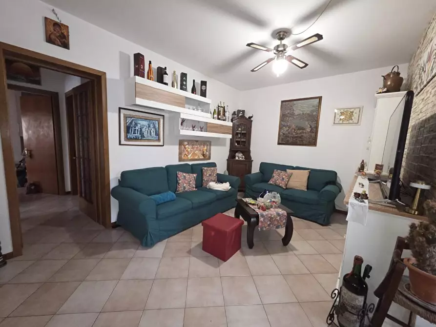 Immagine 22 di Mansarda in vendita  a Porcari