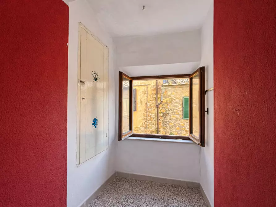 Immagine 13 di Appartamento in vendita  a Lajatico