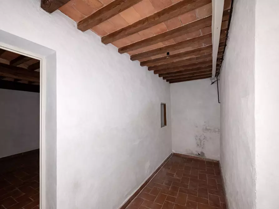 Immagine 22 di Appartamento in vendita  a Lajatico