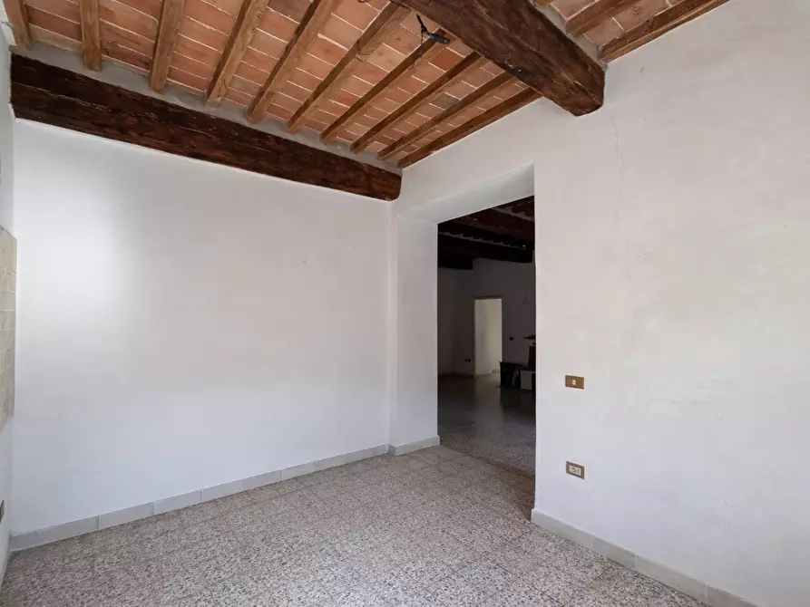 Immagine 10 di Appartamento in vendita  a Lajatico