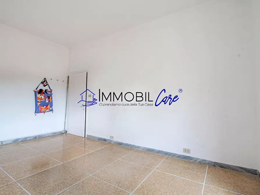 Immagine 5 di Appartamento in vendita  a Livorno