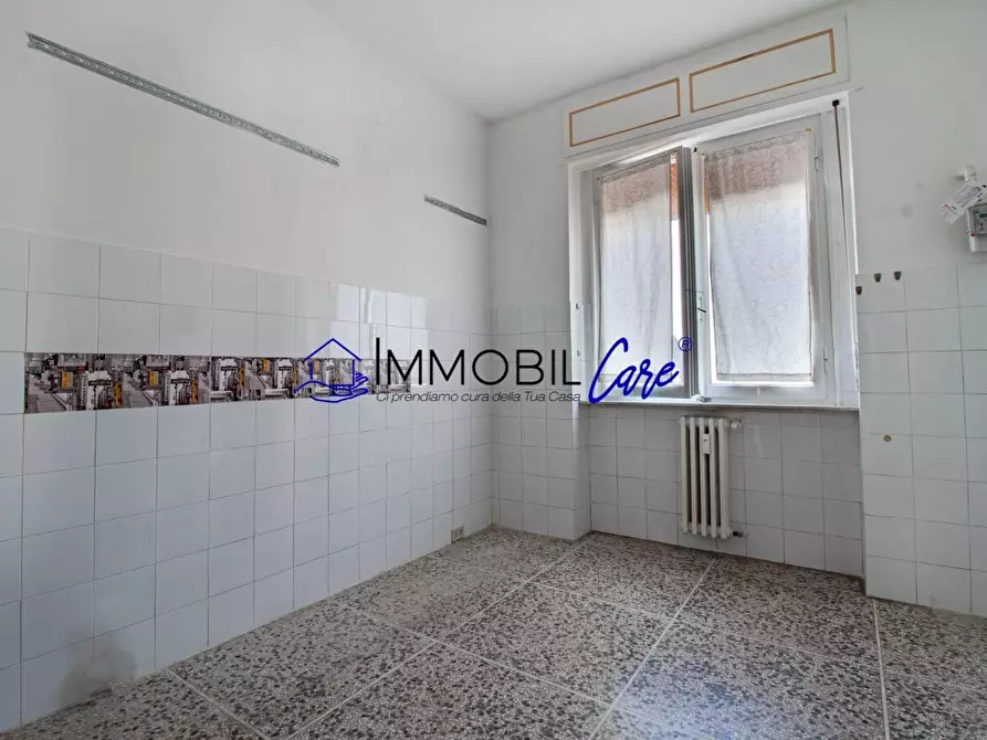 Immagine 1 di Appartamento in vendita  a Livorno