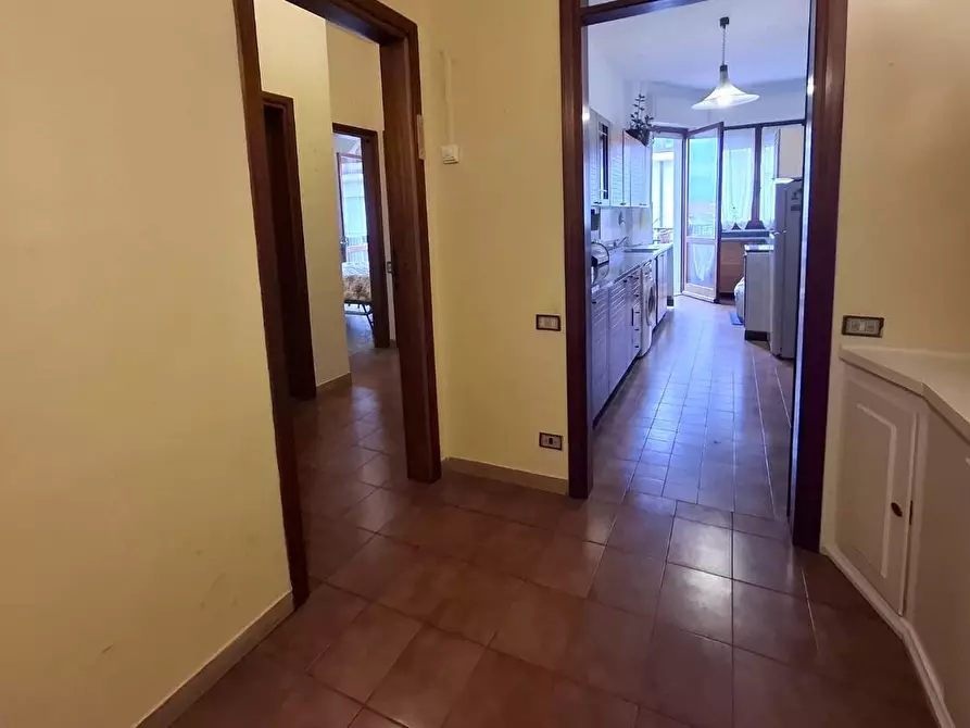 Immagine 14 di Appartamento in vendita  a Carrara