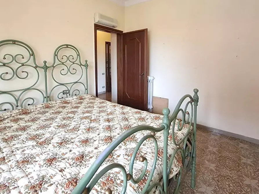 Immagine 36 di Appartamento in vendita  a Carrara