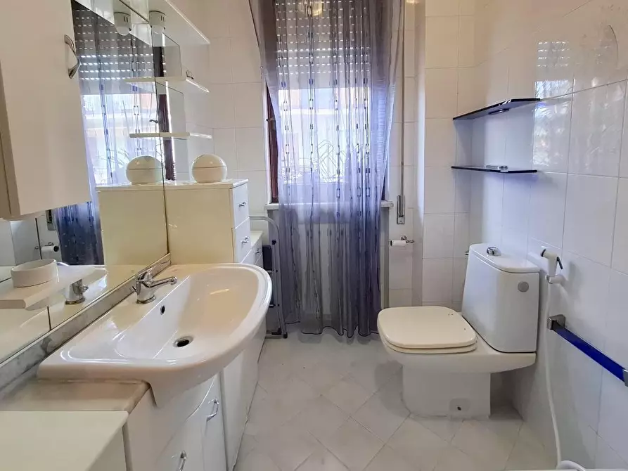 Immagine 32 di Appartamento in vendita  a Carrara