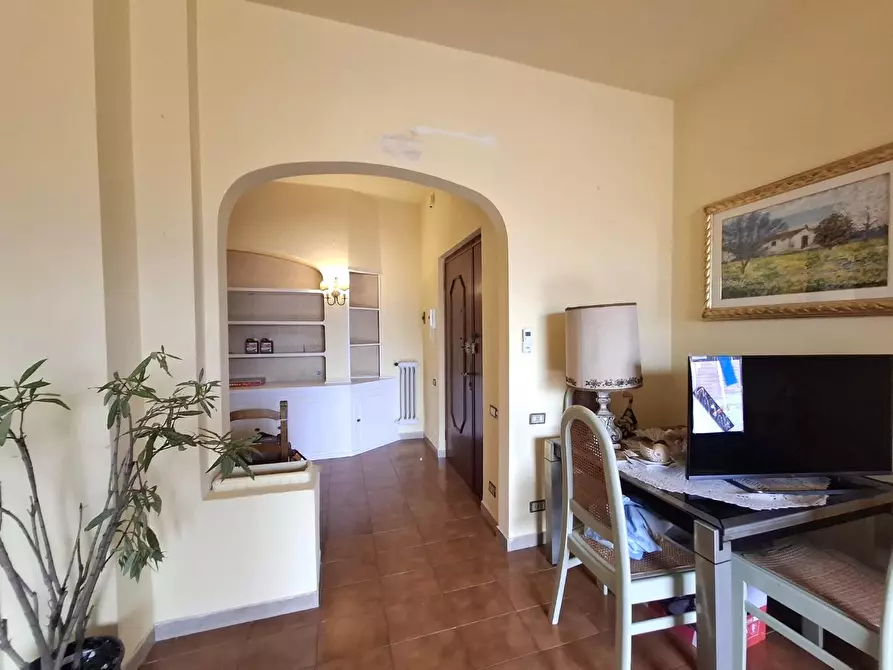 Immagine 8 di Appartamento in vendita  a Carrara