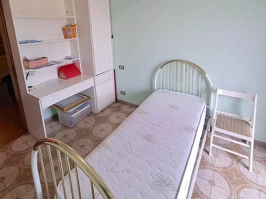 Immagine 30 di Appartamento in vendita  a Carrara