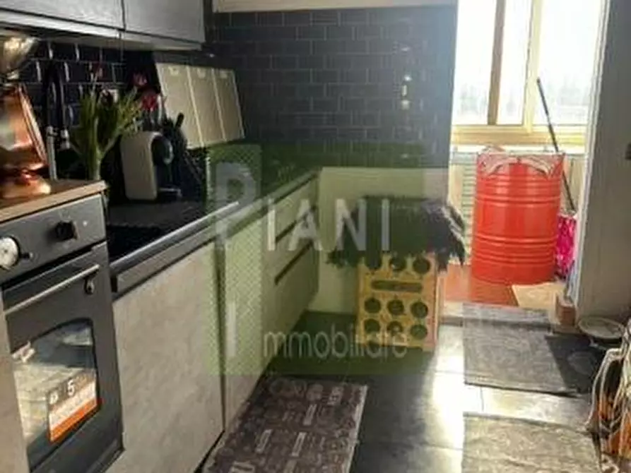 Immagine 2 di Appartamento in vendita  a Livorno